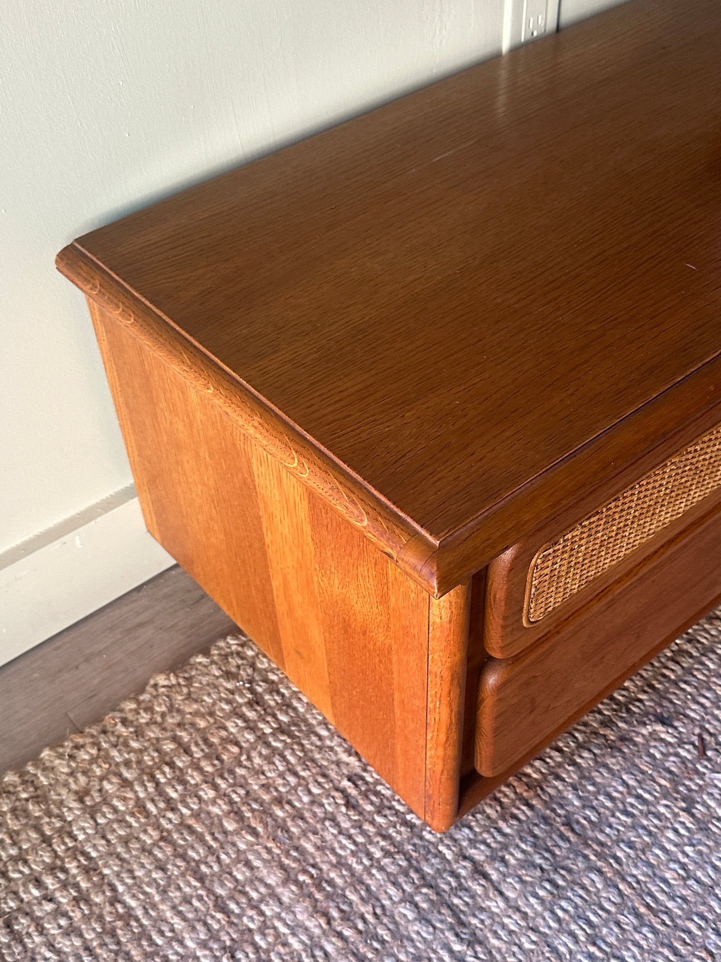 Lane cedar lined chest