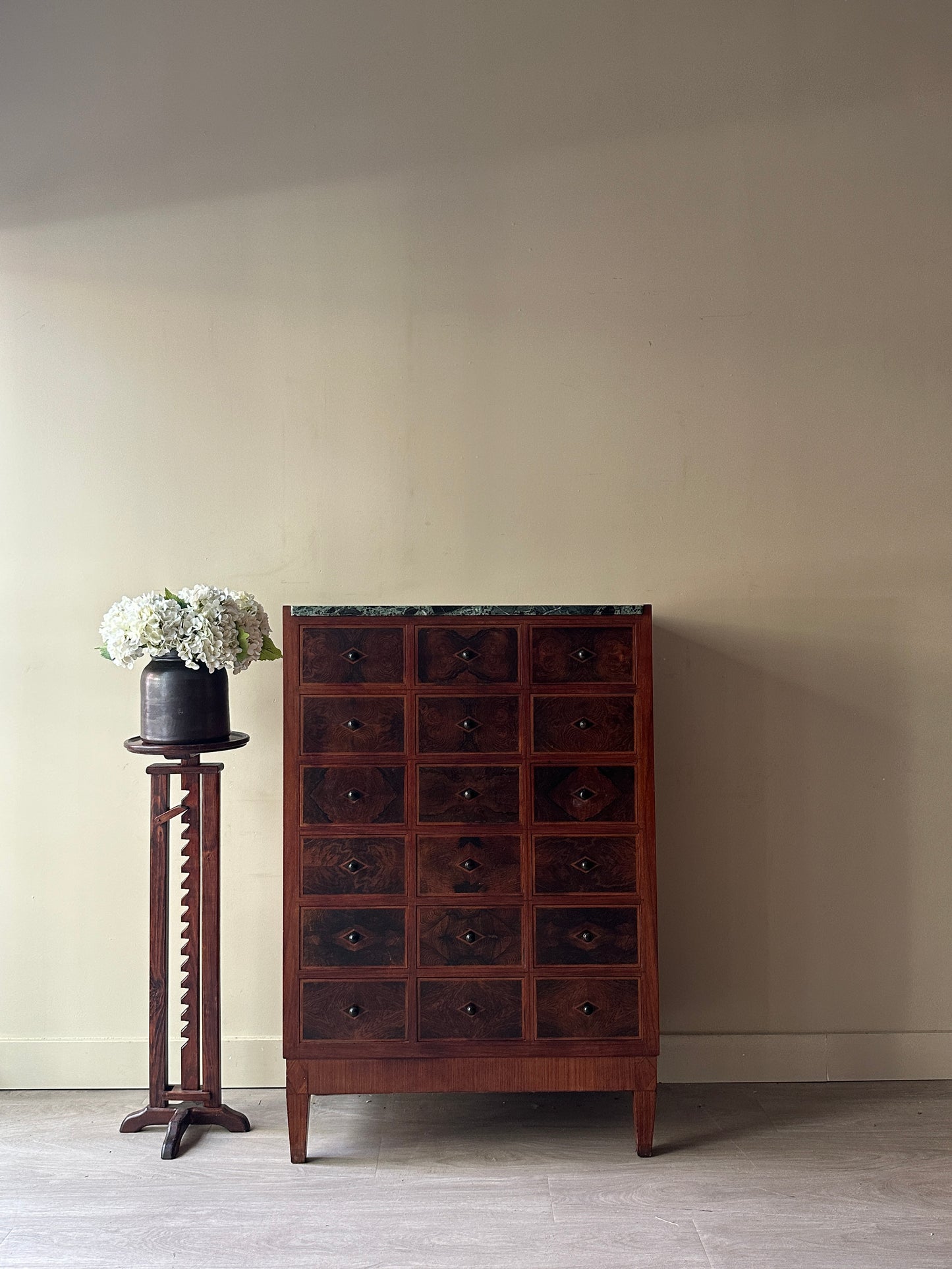 Vereinigte Werkstatten walnut and marble apothecary drawers