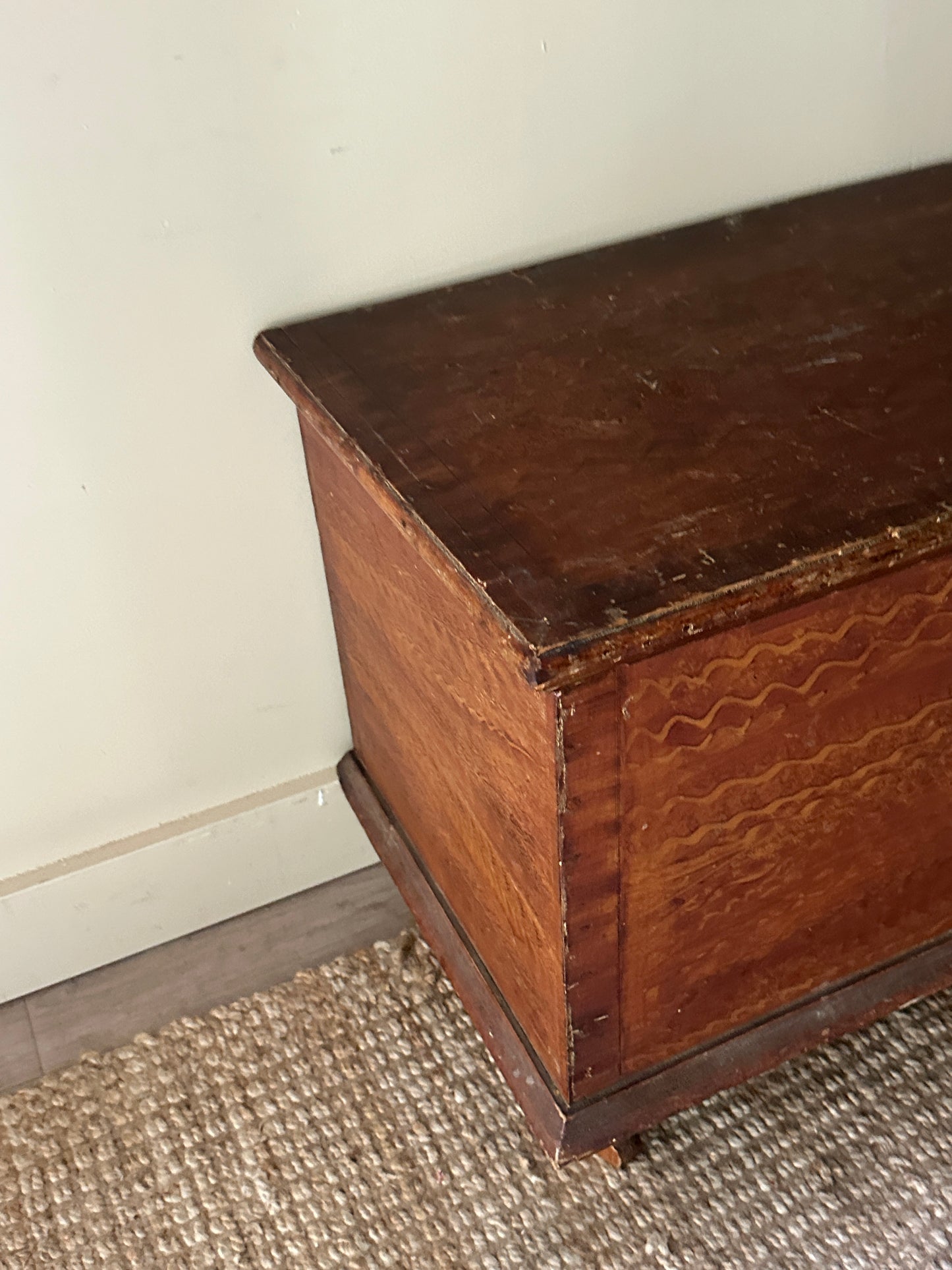 Grain painted chest