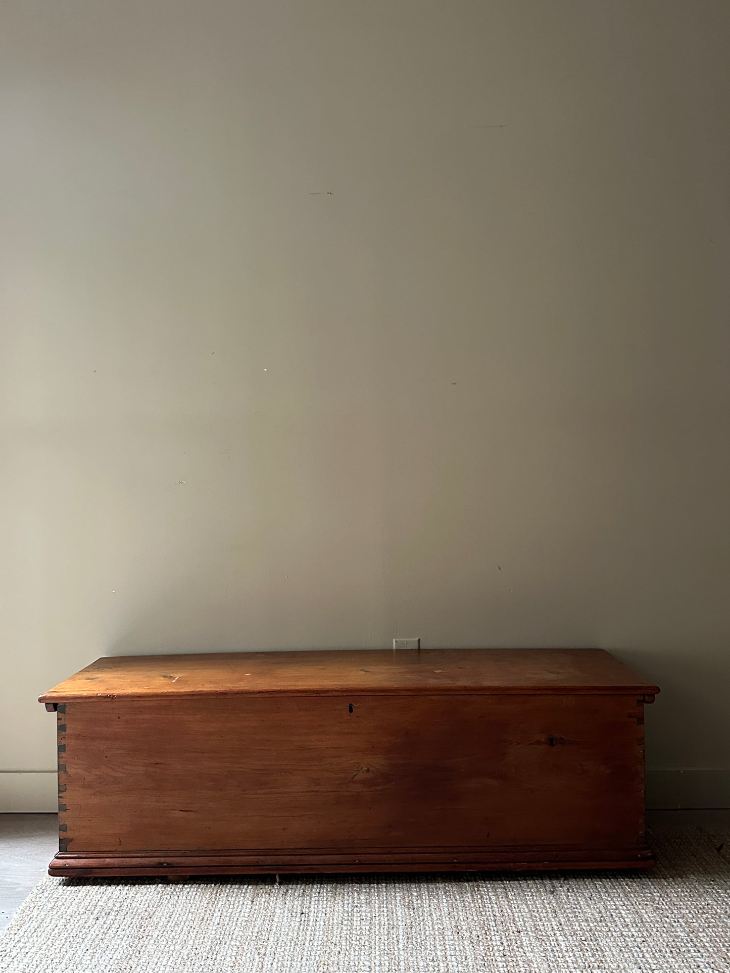 Pine chest/bench