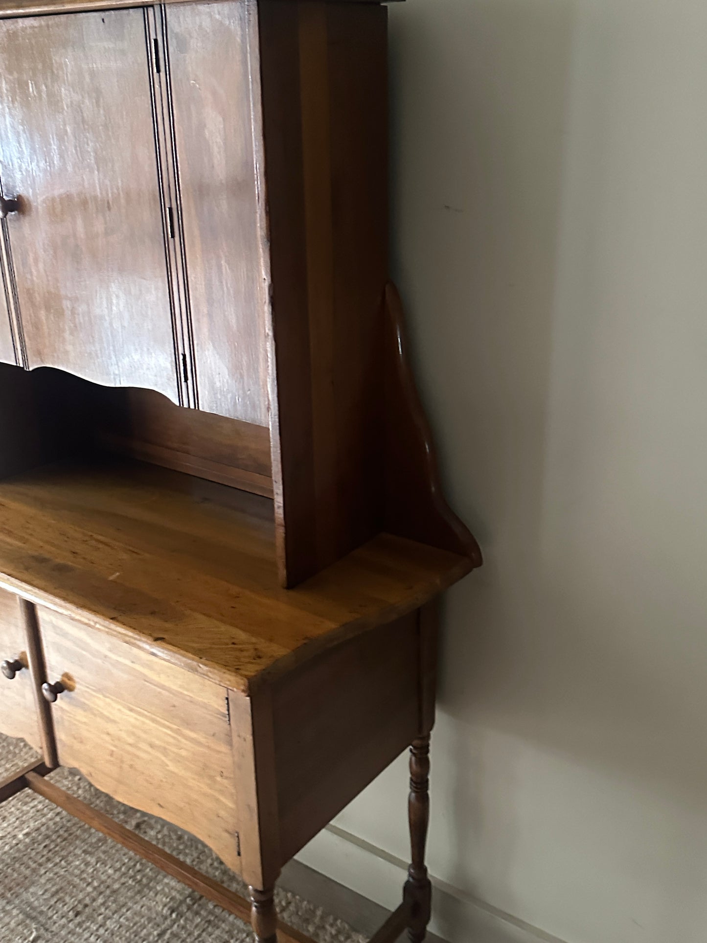 Pine Hutch