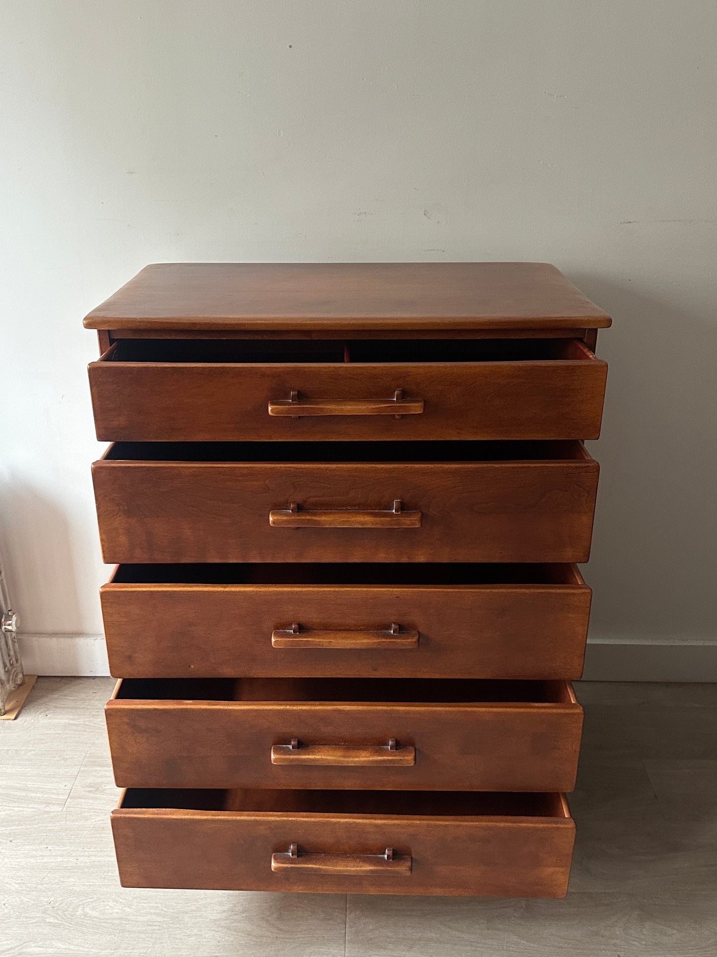 Cushman dresser