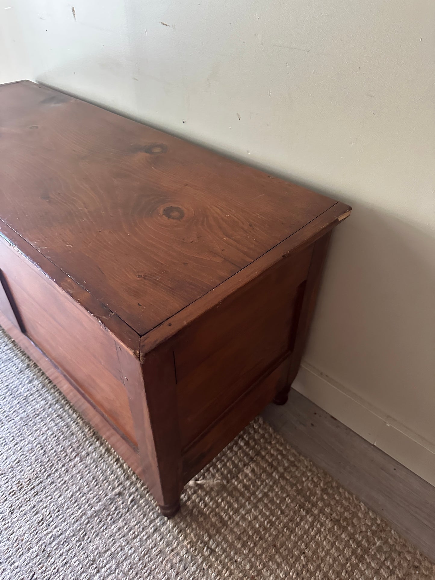 Pine chest