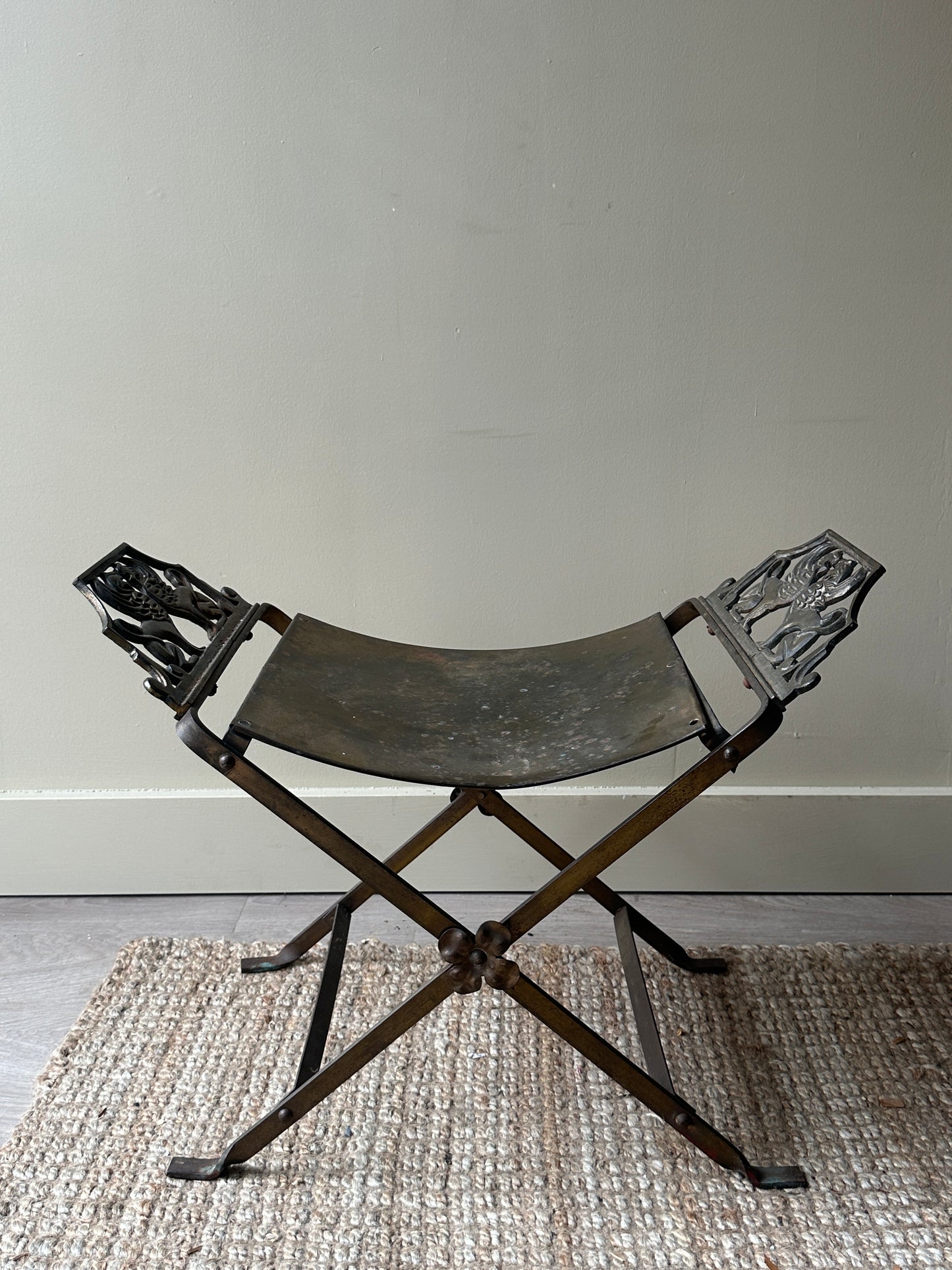 Brass vanity seat