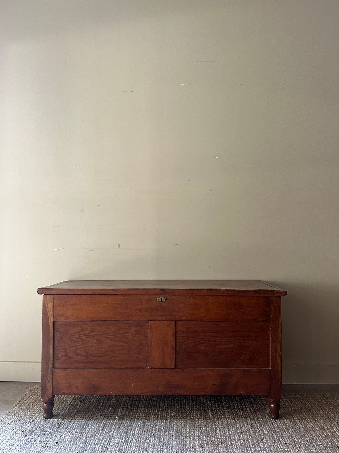 Pine chest