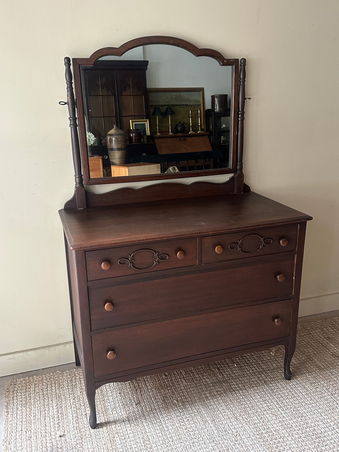 Pine dresser w mirror
