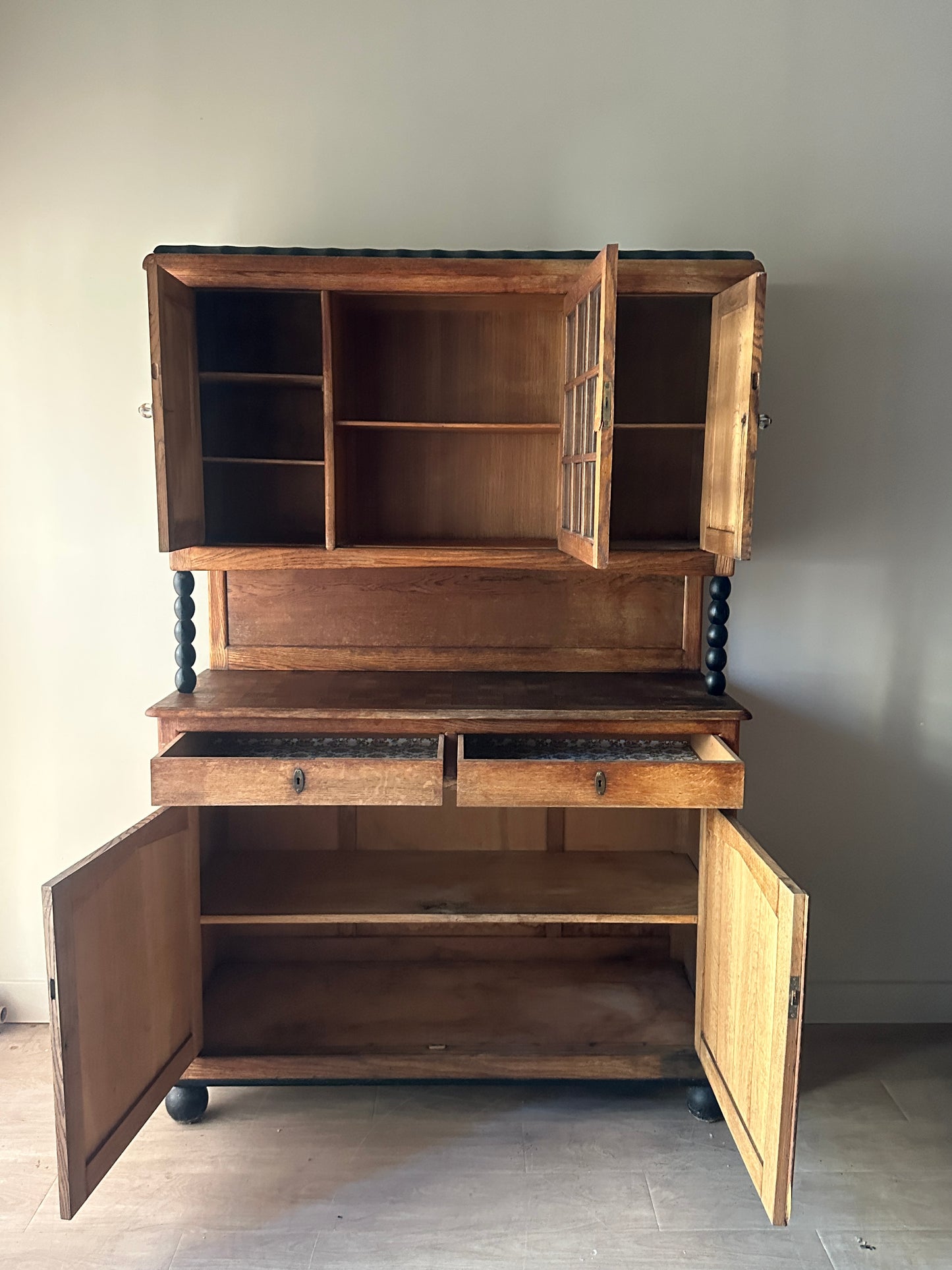 Deco oak buffet