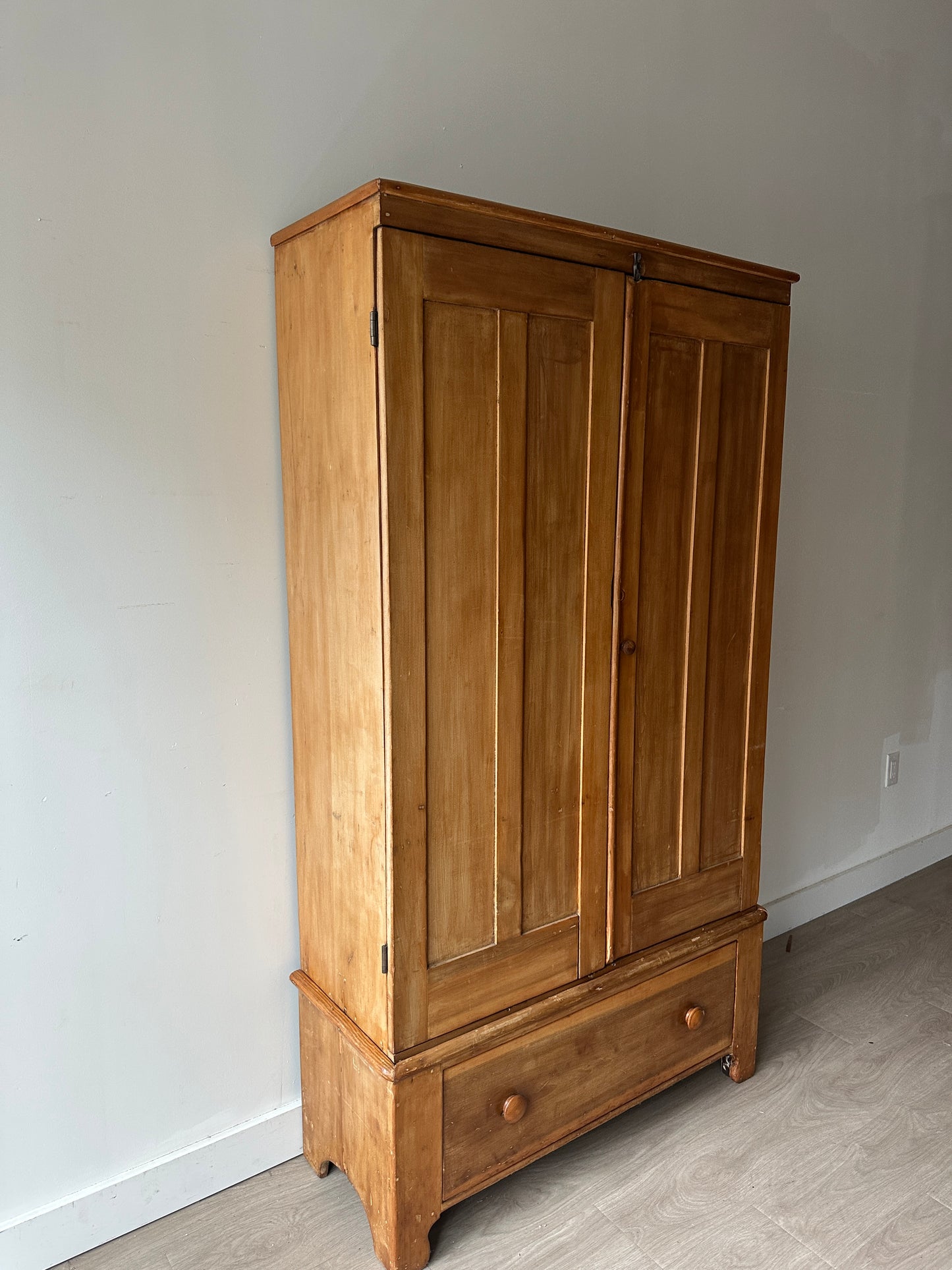 Pine cupboard
