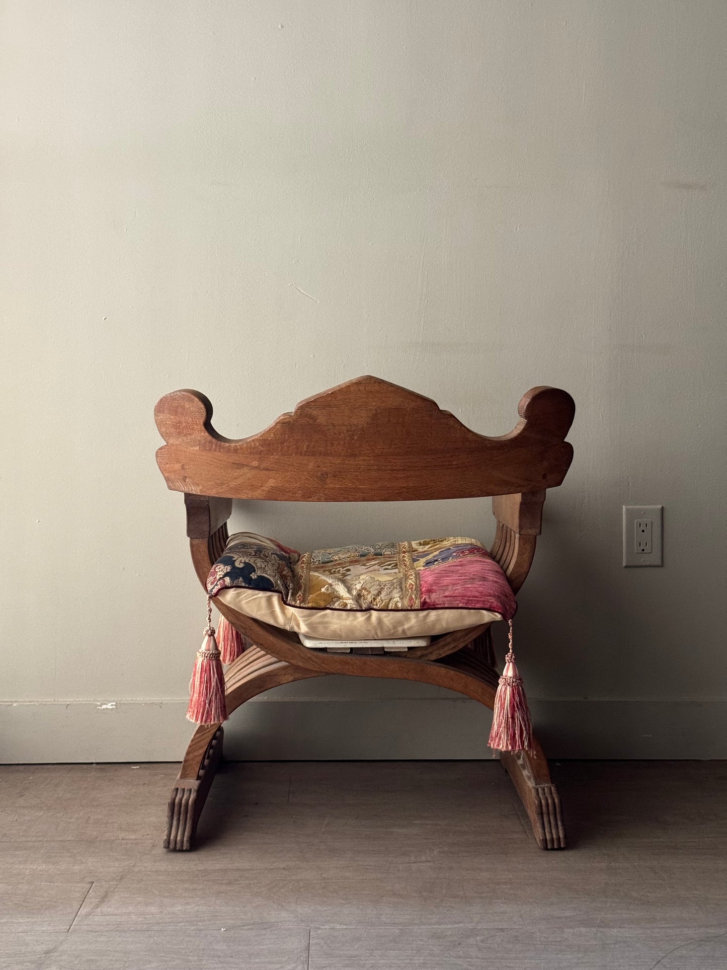 Italian golden oak chair