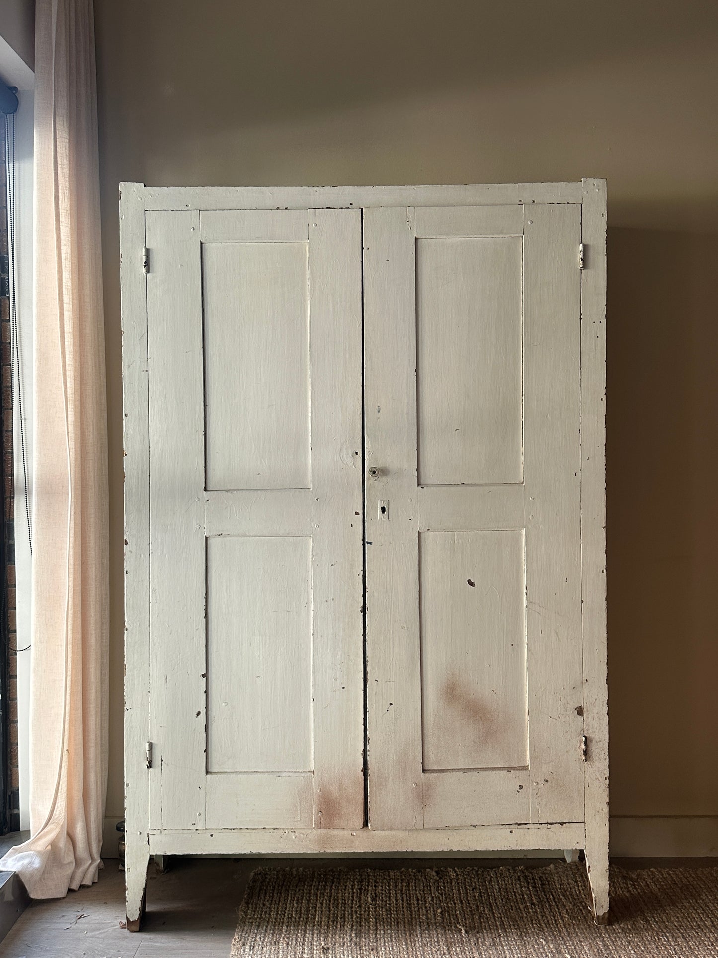 White painted cupboard