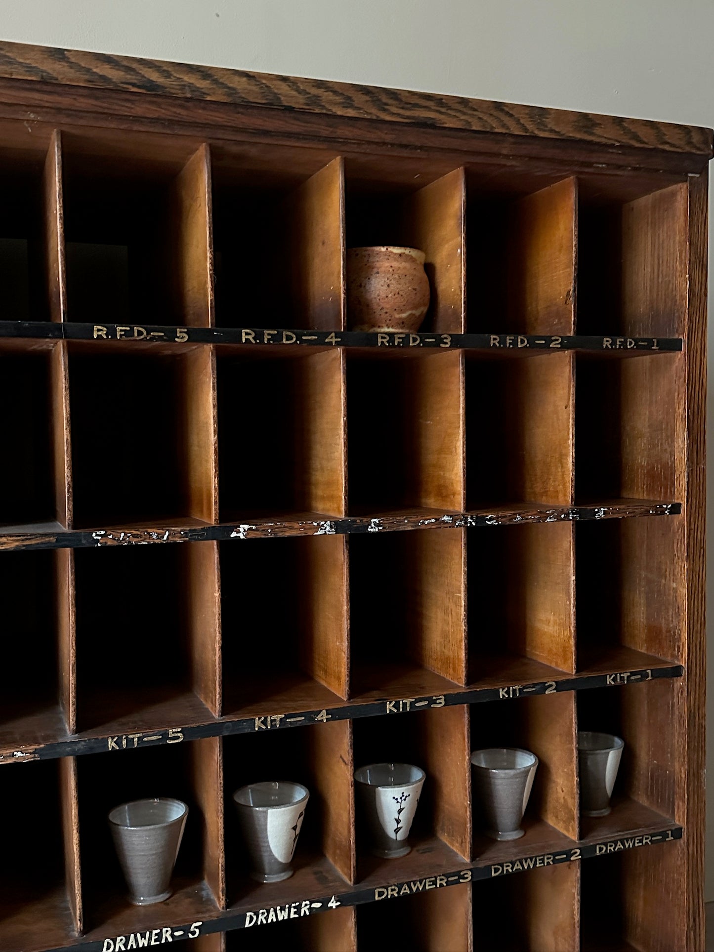 XL oak cubby