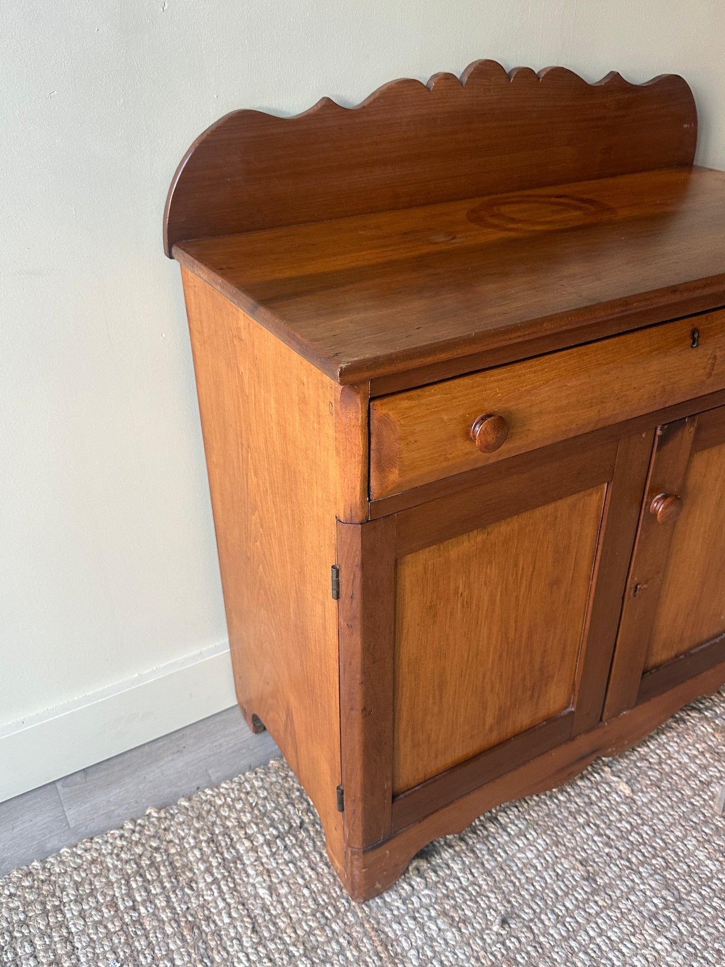 Small pine server