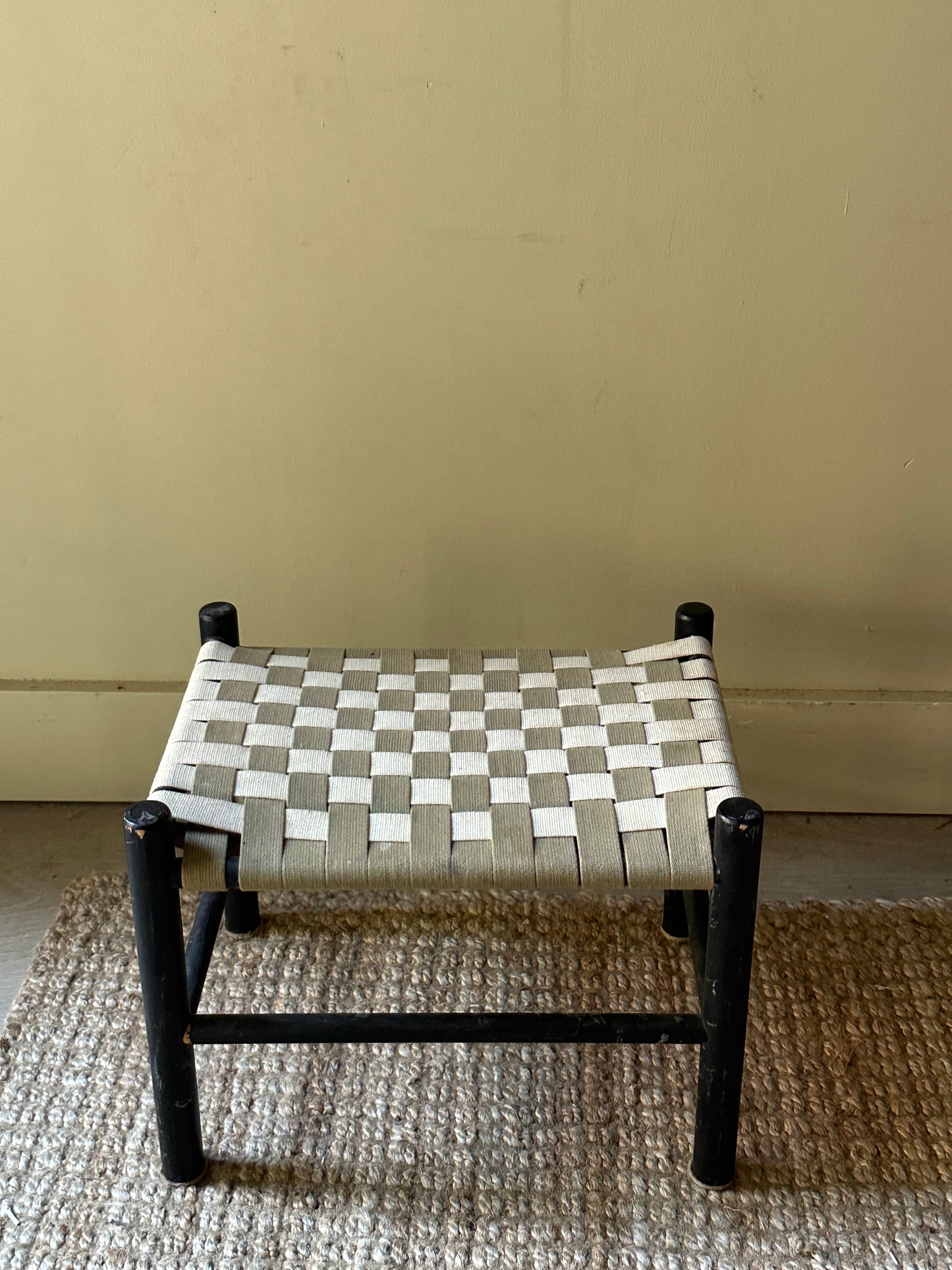 Foot stool