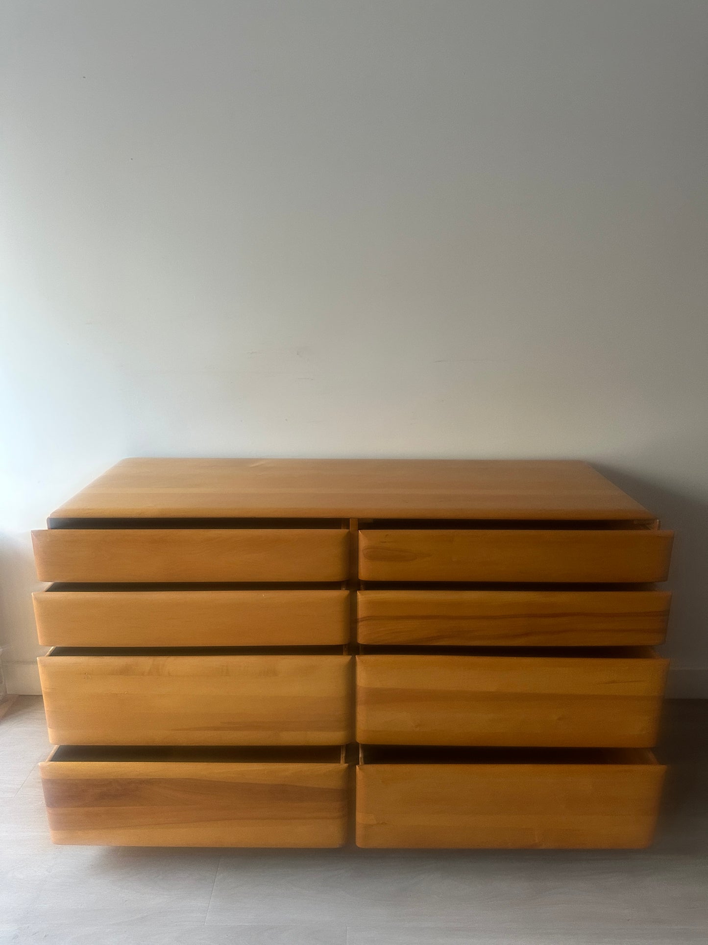 Maple dresser