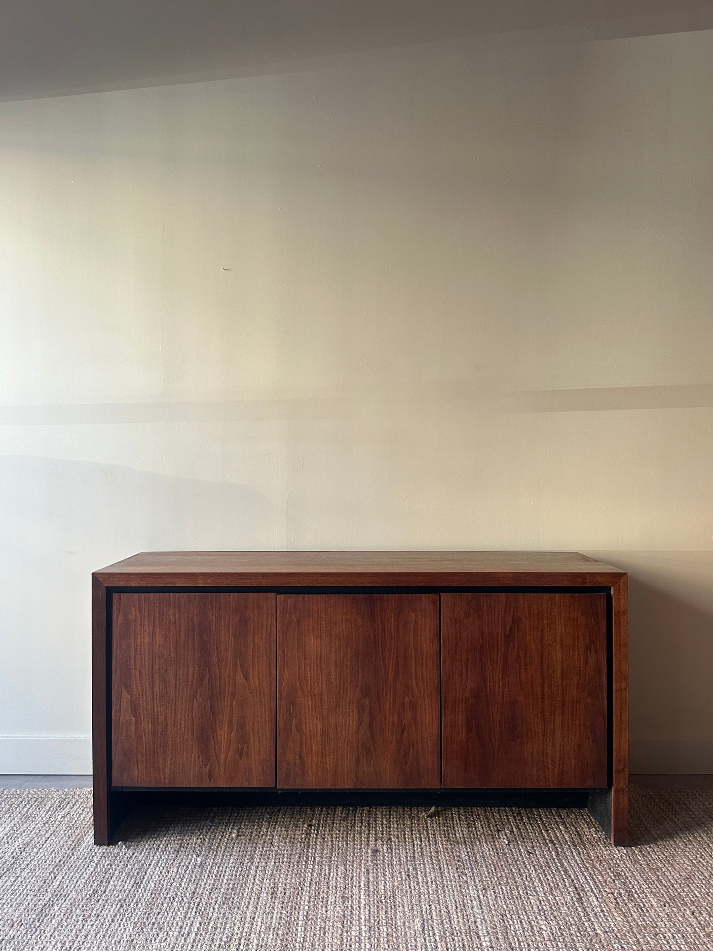 Dillingham credenza