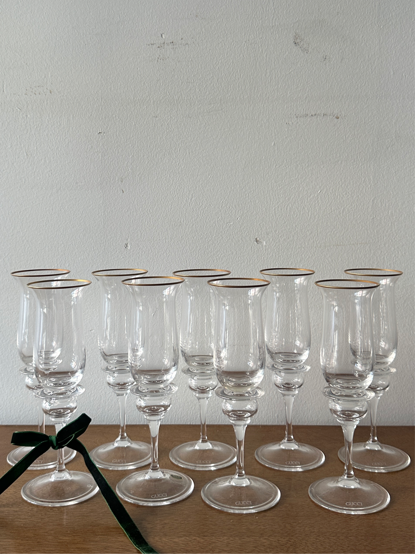 Gucci Peill Air crystal stem glasses. Sold individually.