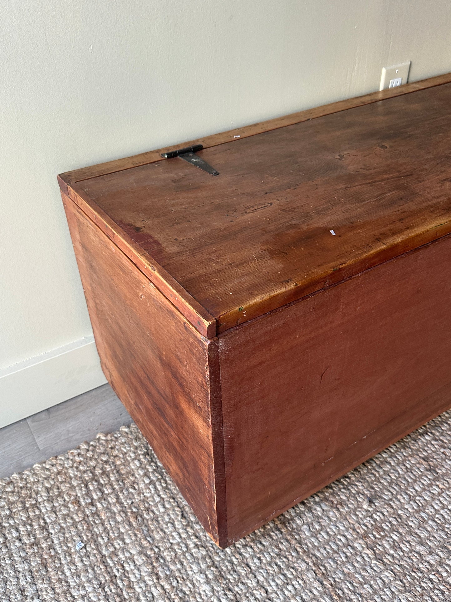 Pine chest/bench