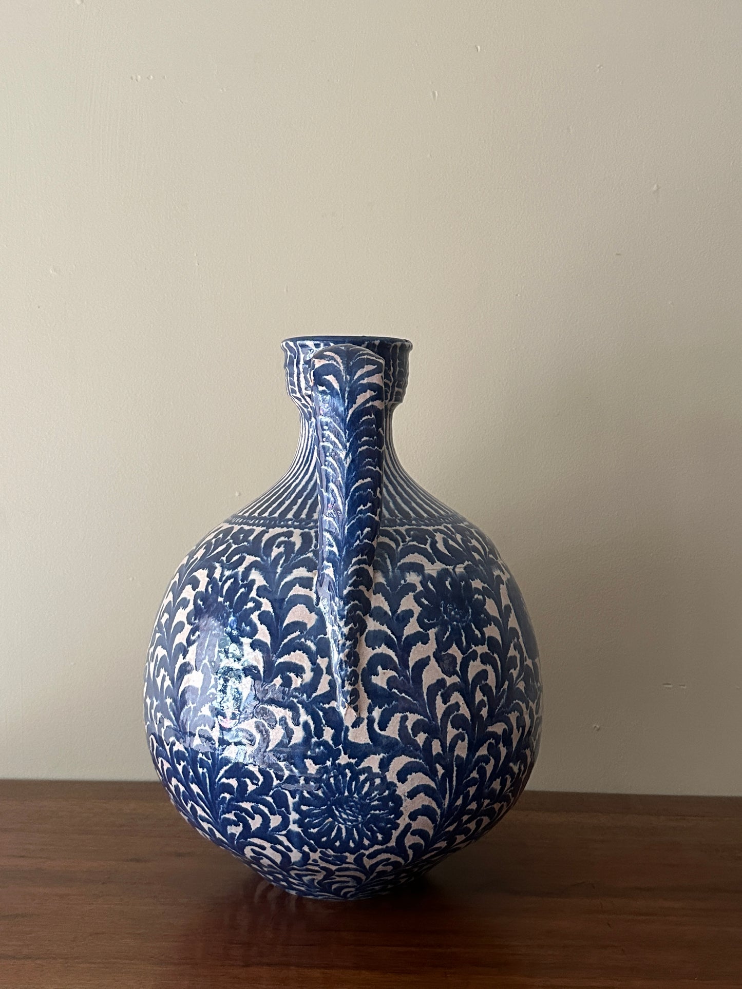 18th c. Spanish hand painted Fajalauza pitcher