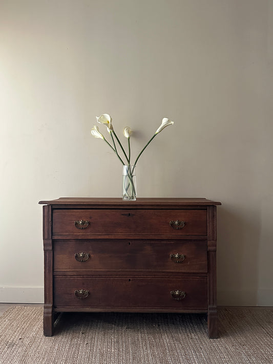 3 drawer oak dresser