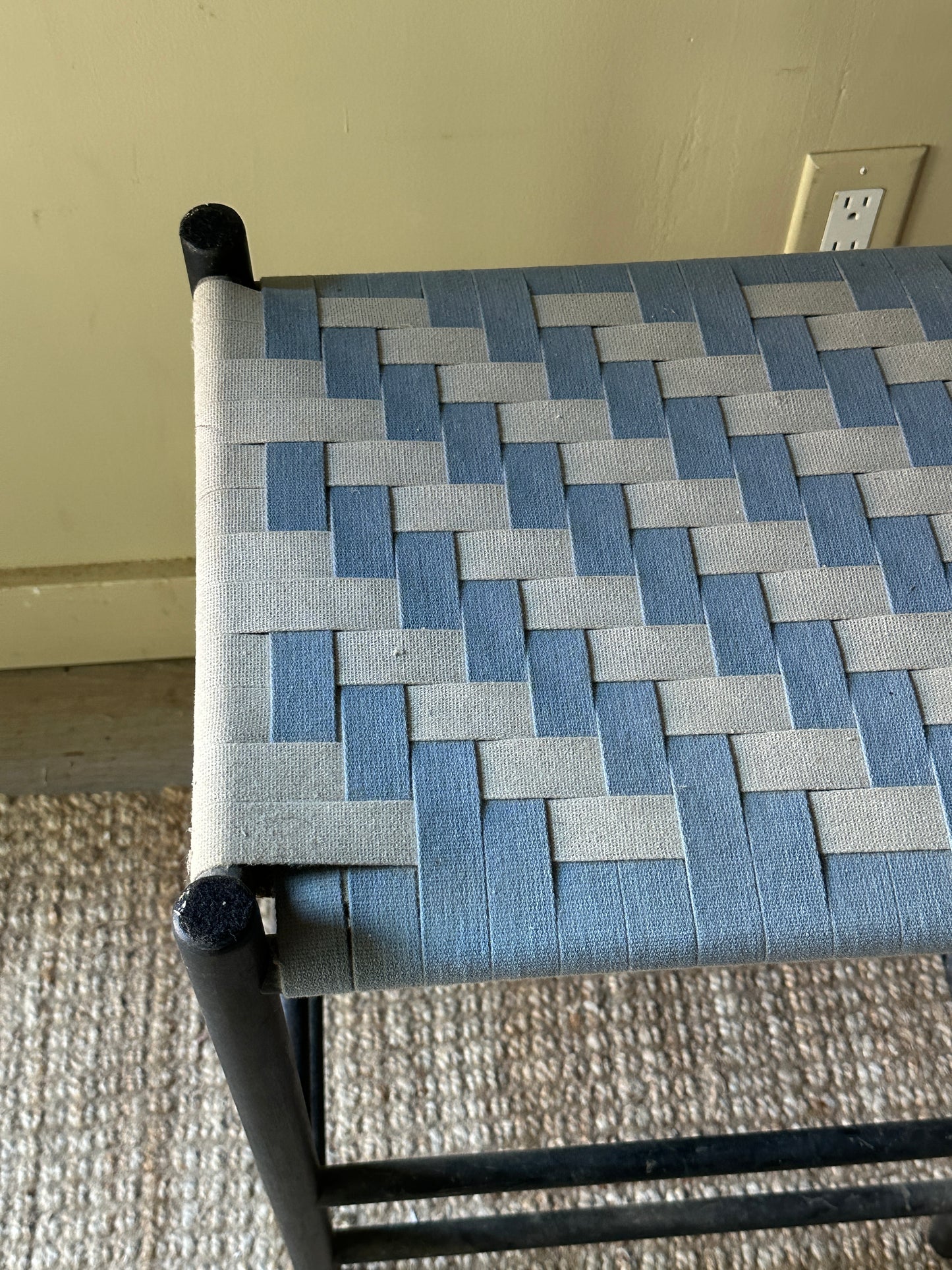 Counter stool