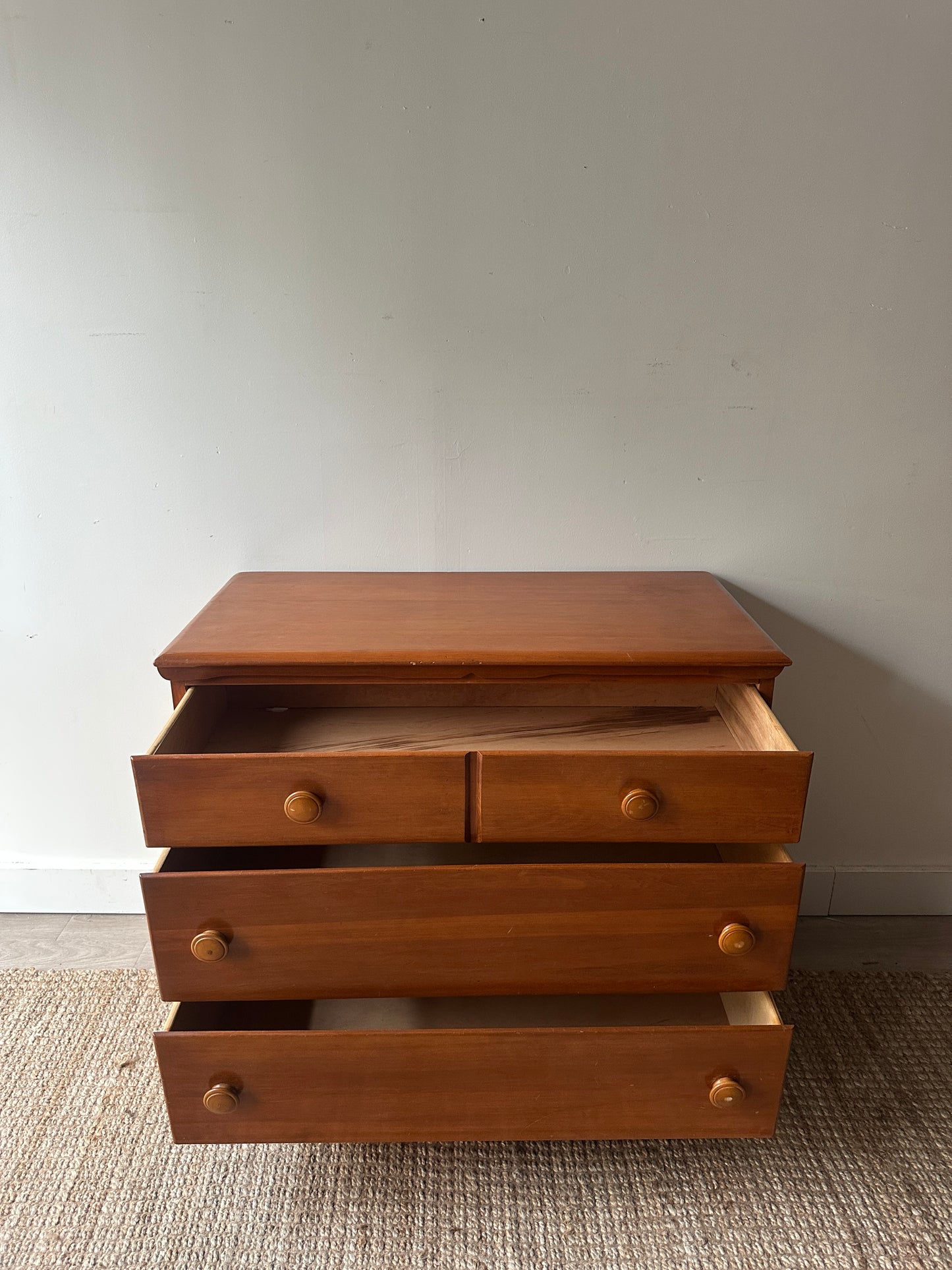 Maple dresser
