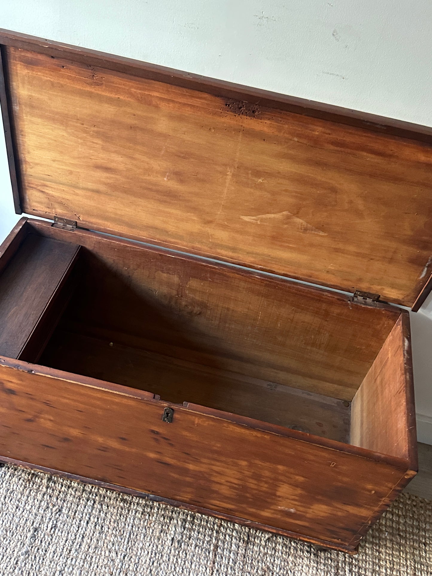Pine chest