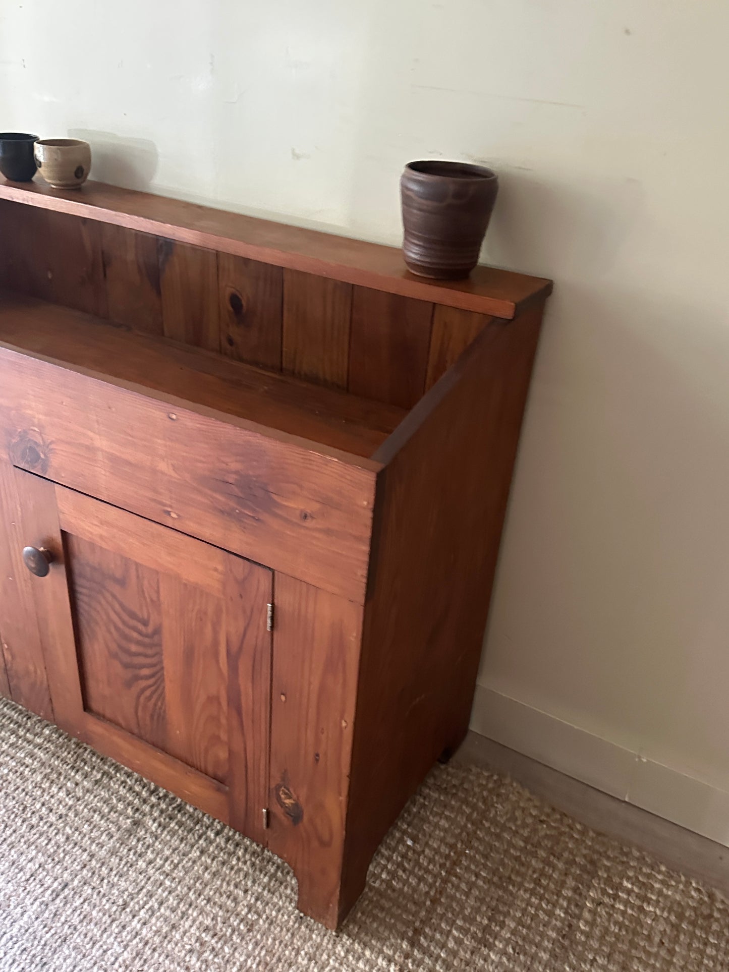 Pine dry sink