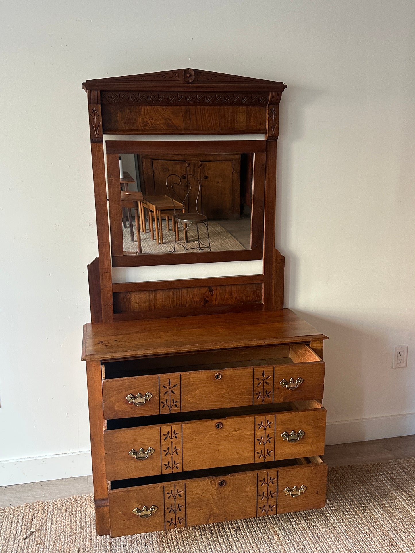 Victorian oak dresser