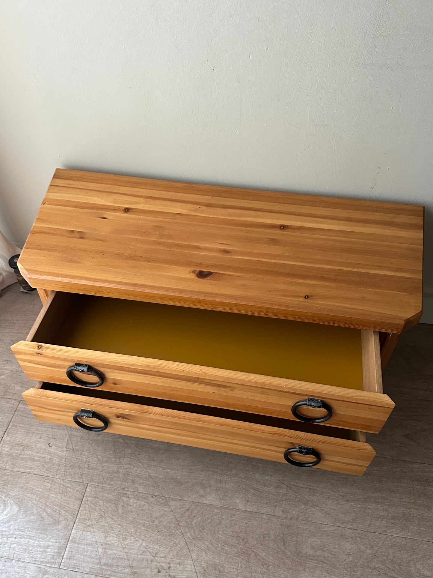 Pine entry way console