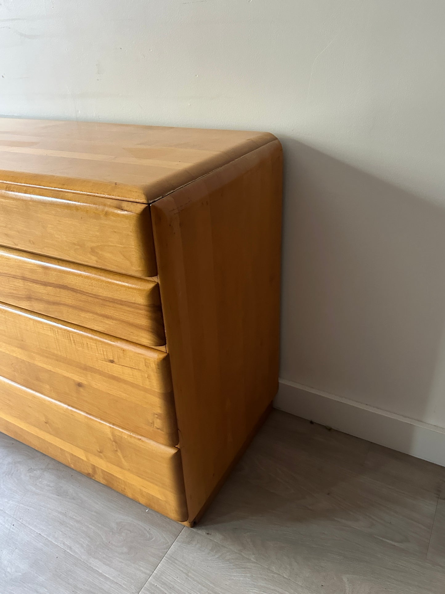 Maple dresser