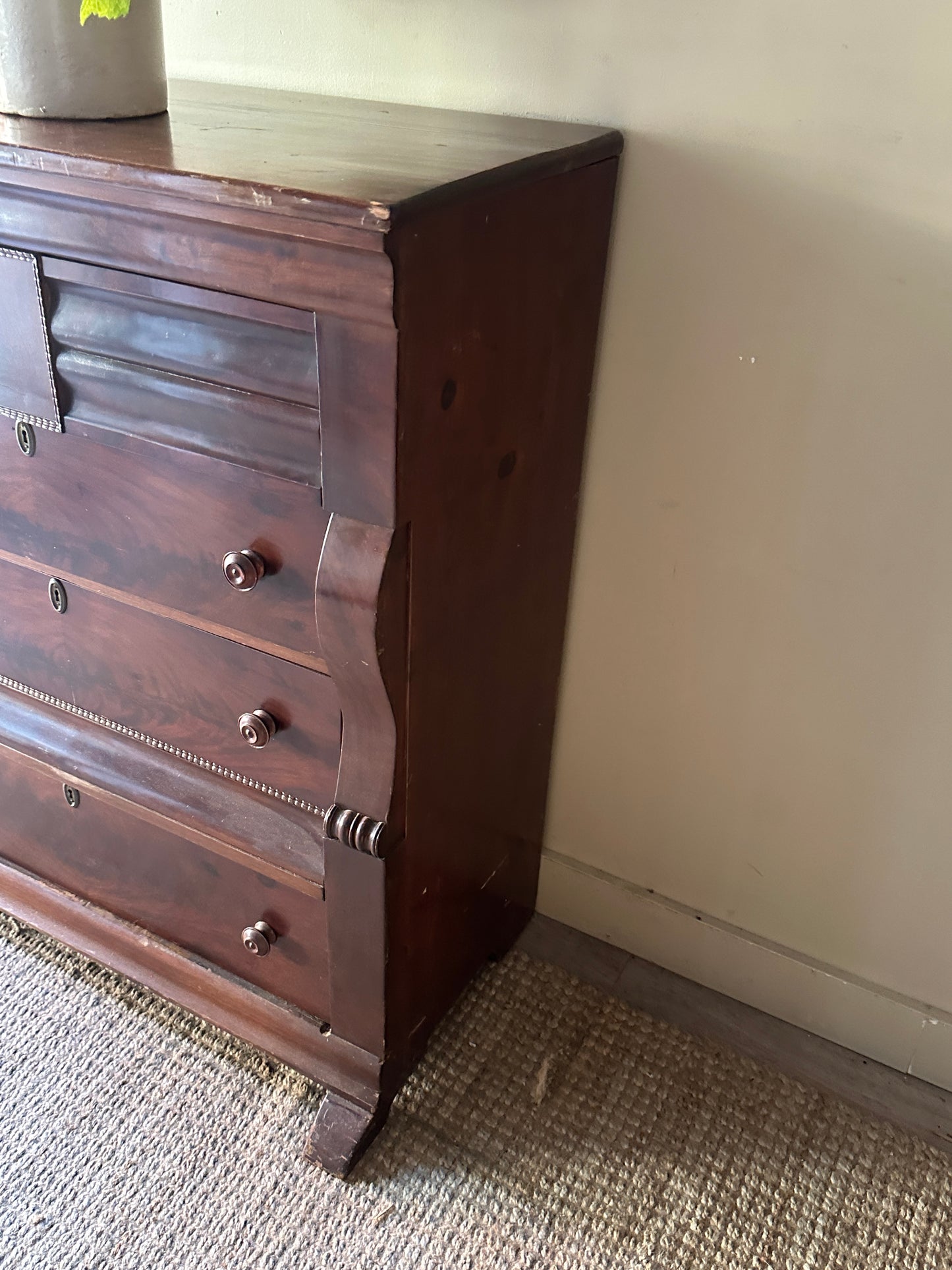 Dark pine dresser