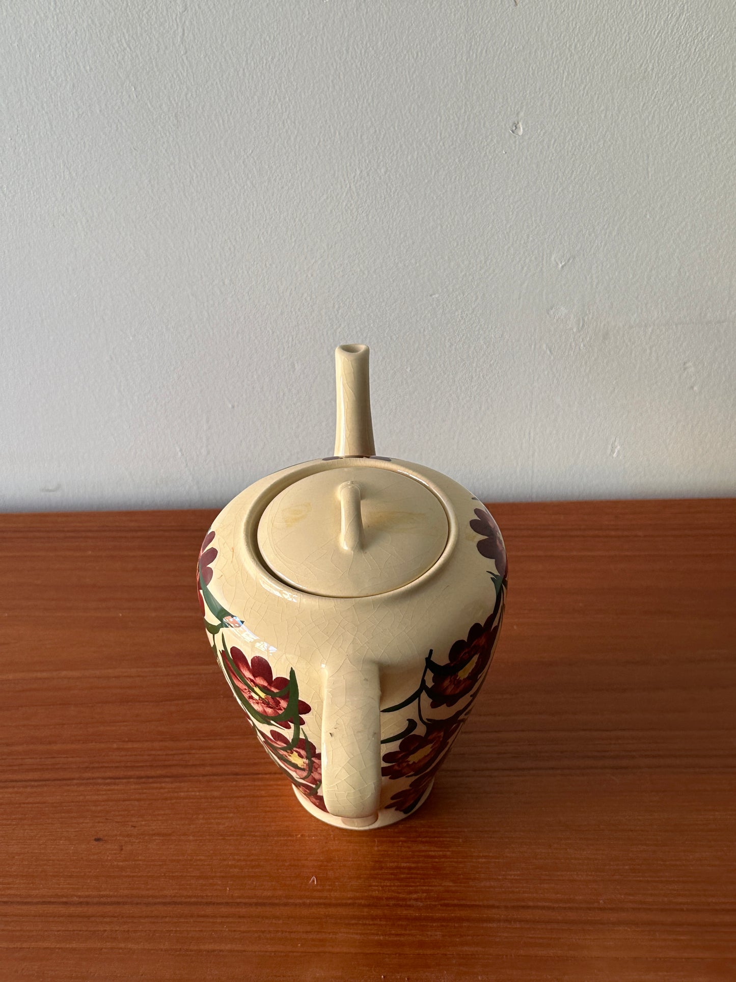 Floral teapot