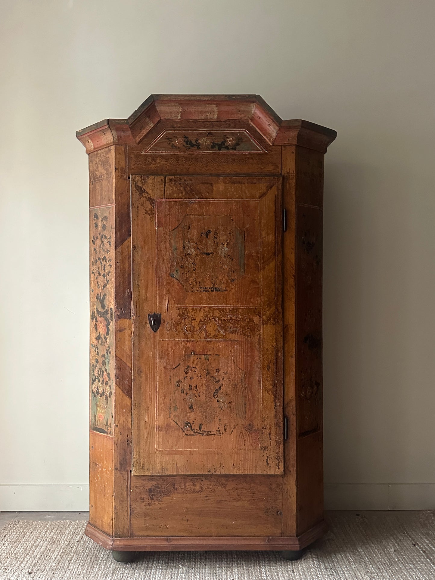 Folk painted cabinet