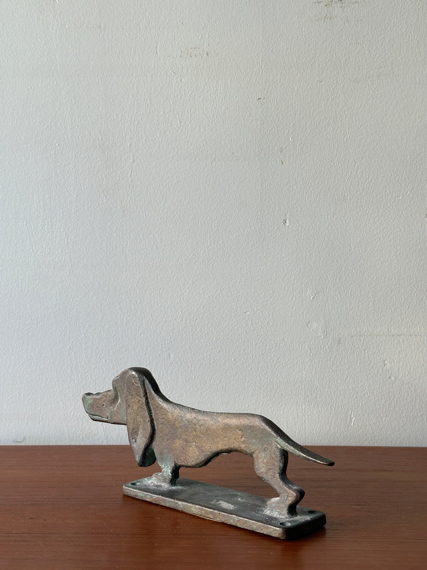 Dog doorstop
