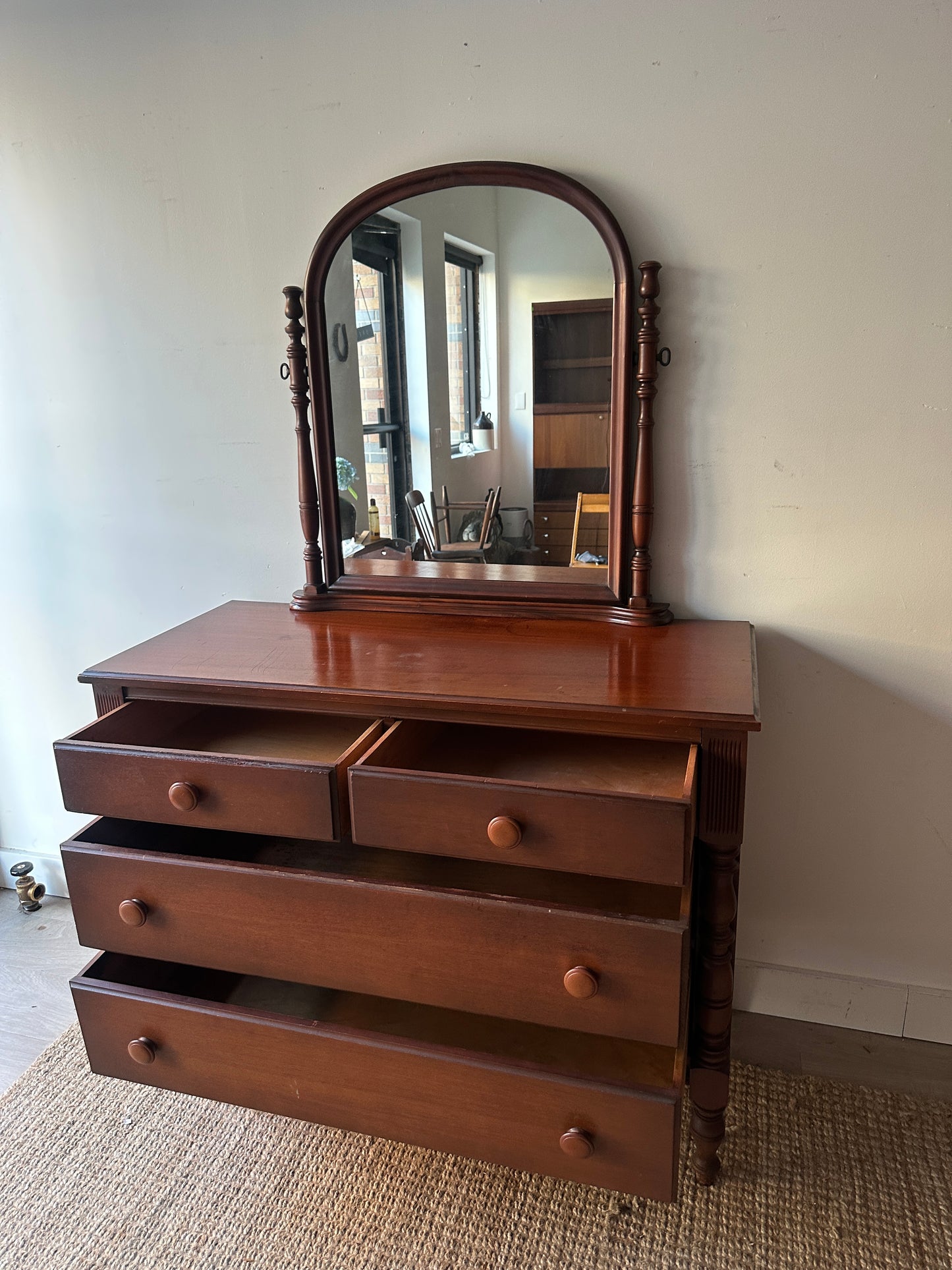 Cherry dresser w mirror