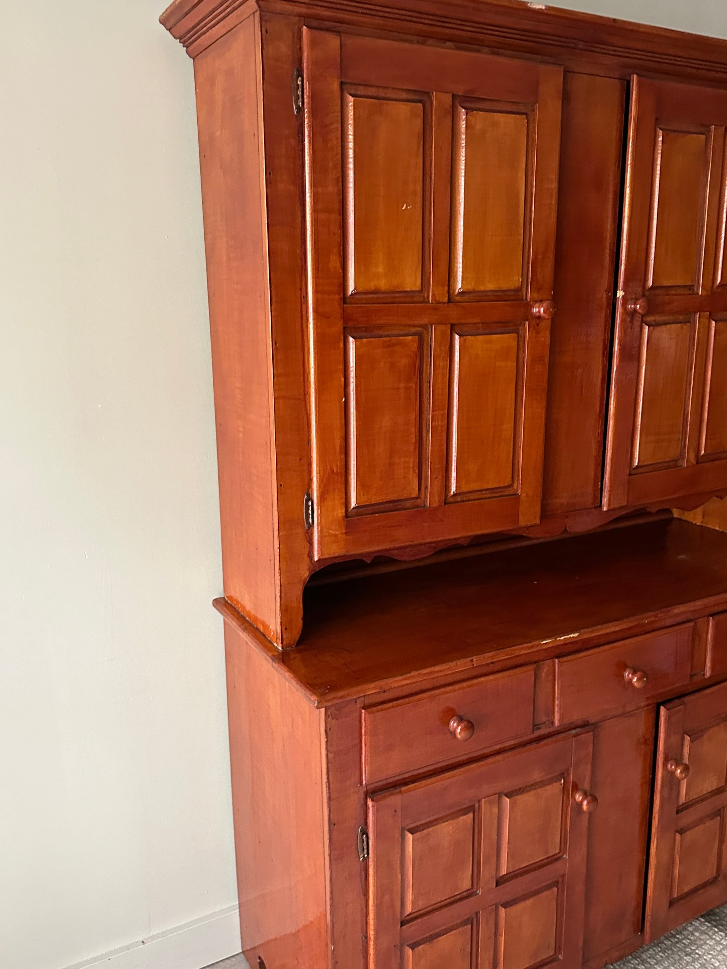 Maple two piece hutch