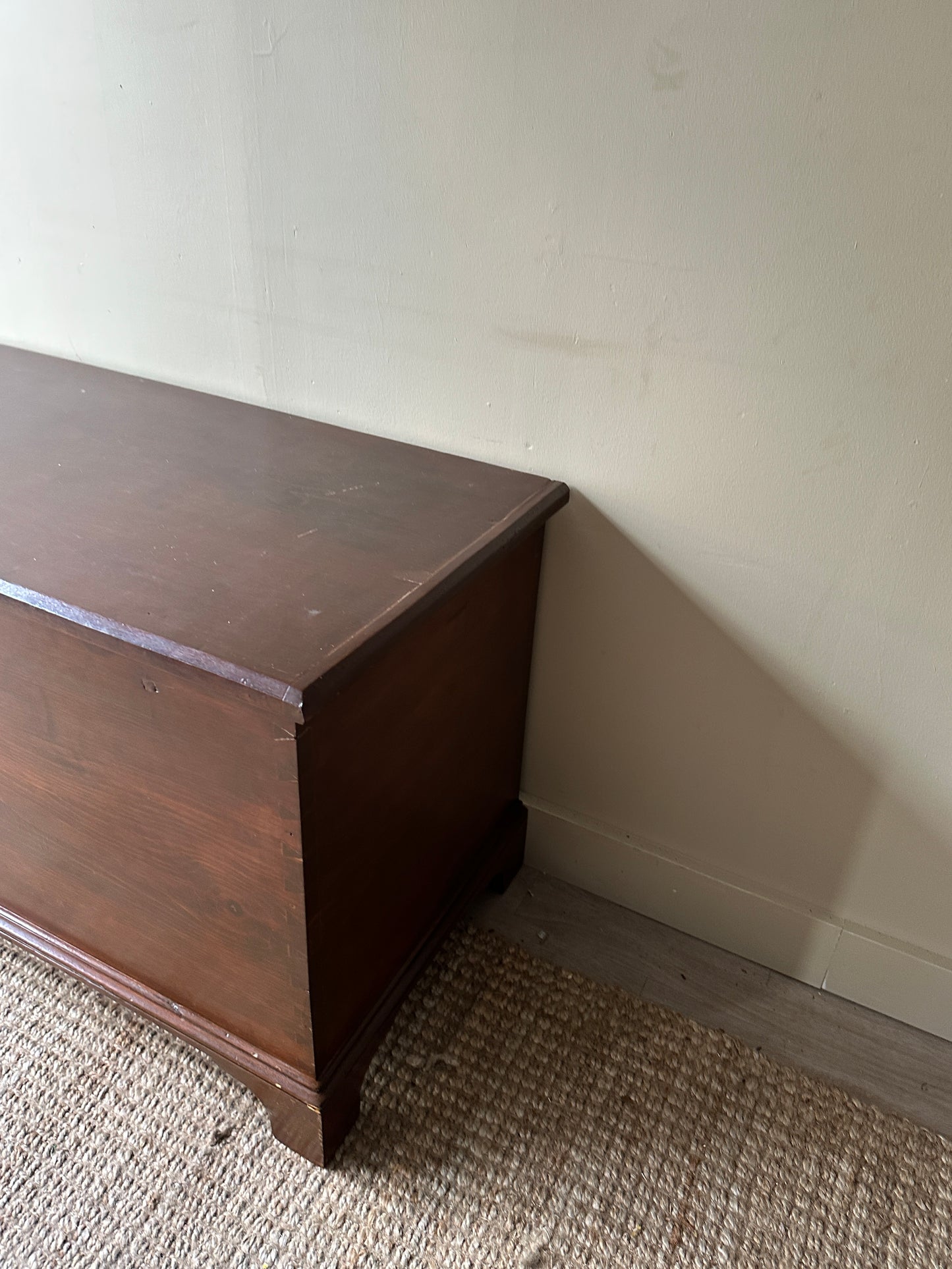 Pine chest
