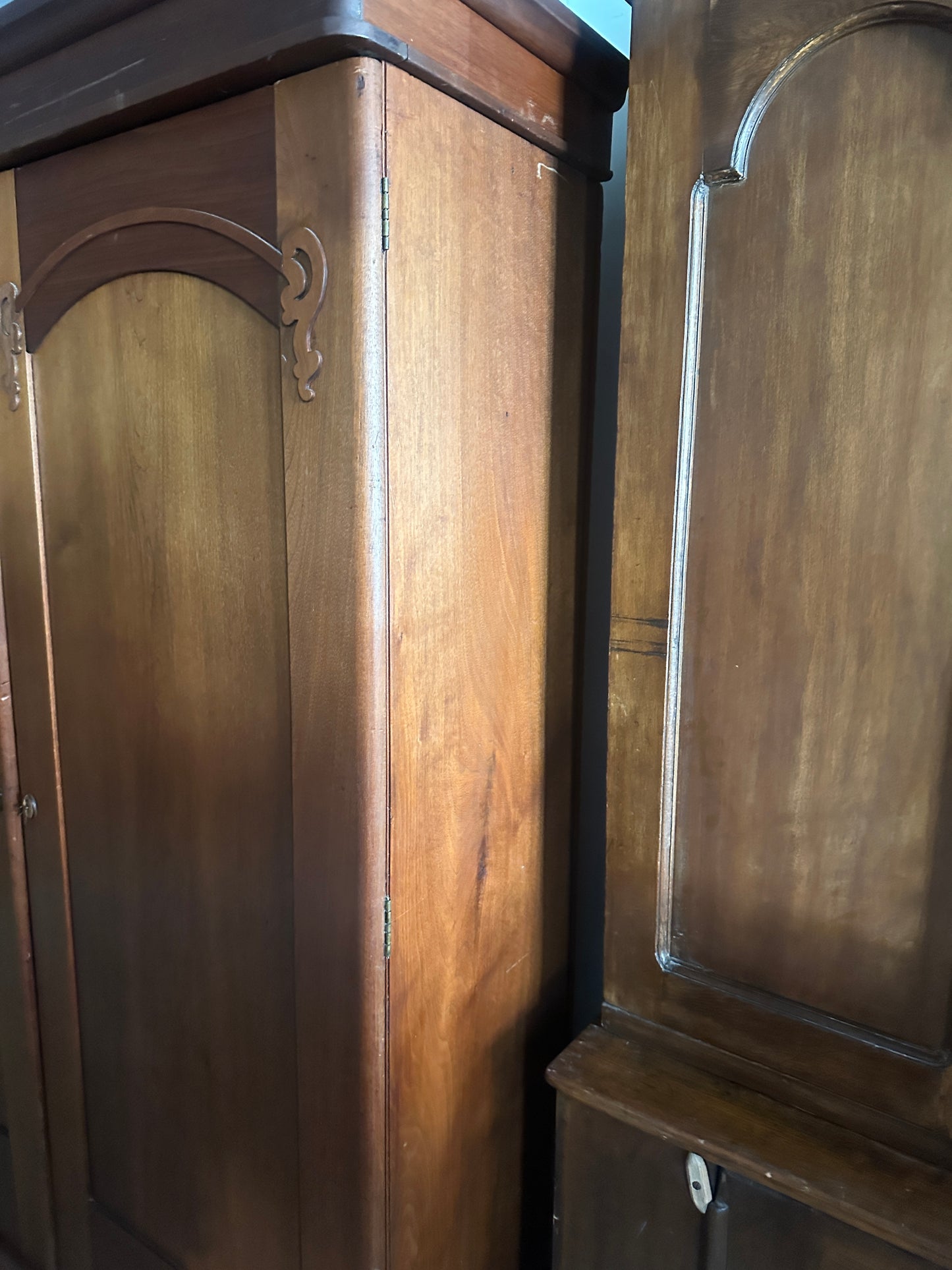 Pine wardrobe/cabinet
