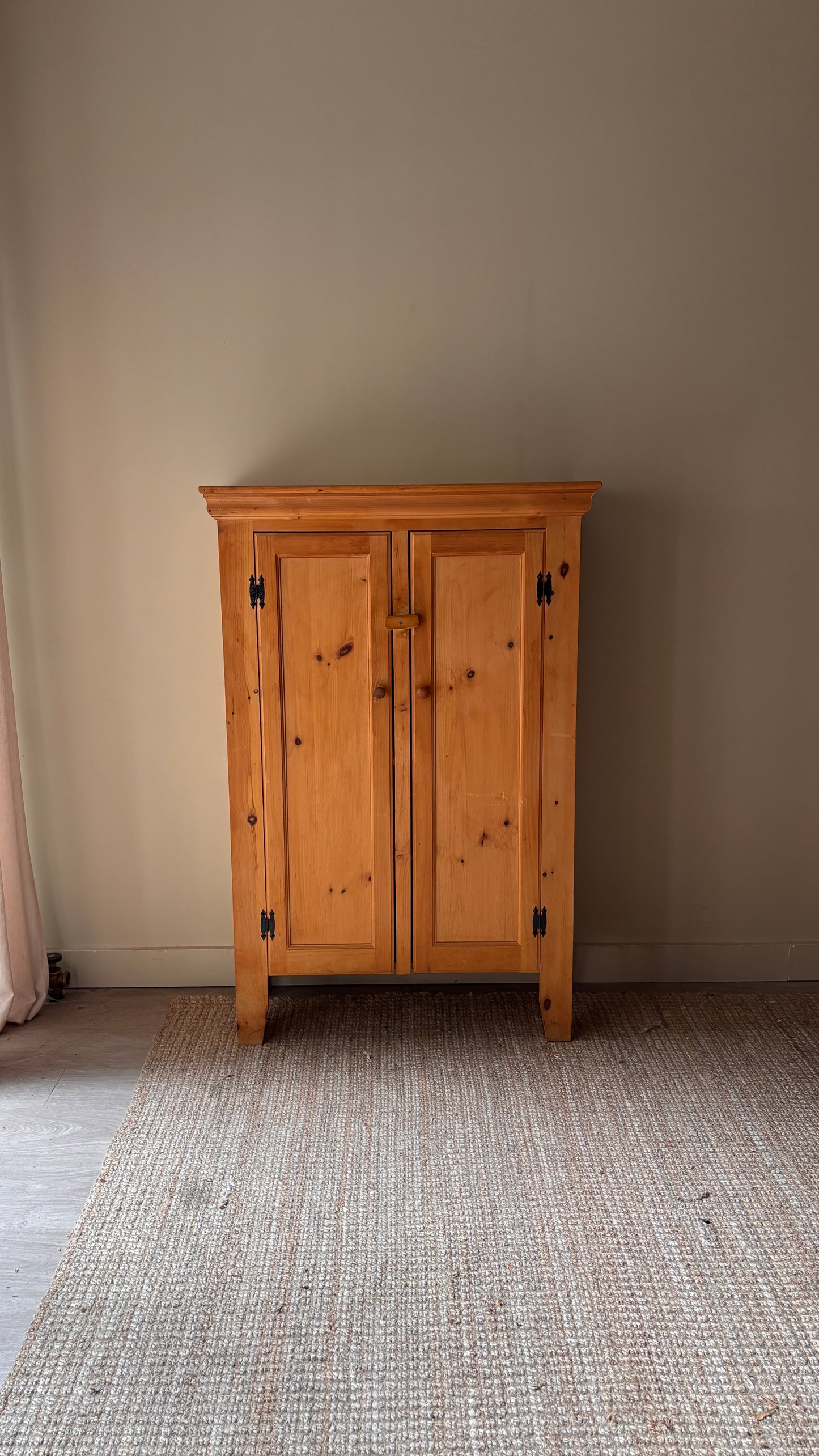 Pine cupboard