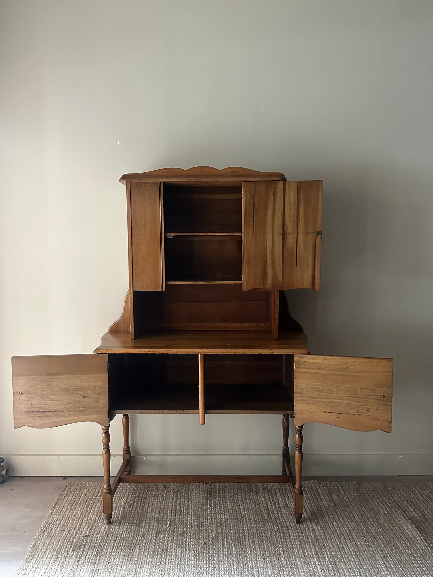 Pine Hutch