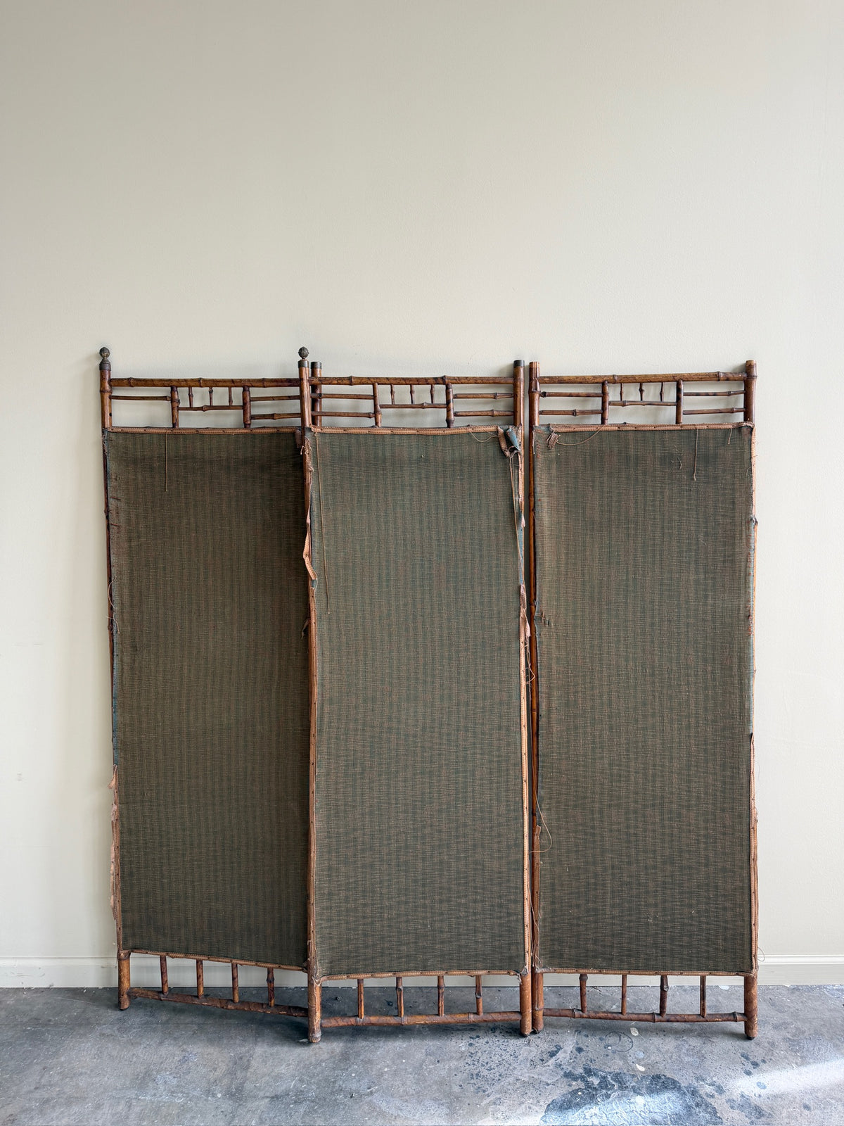 Tiger bamboo tapestry folding screen