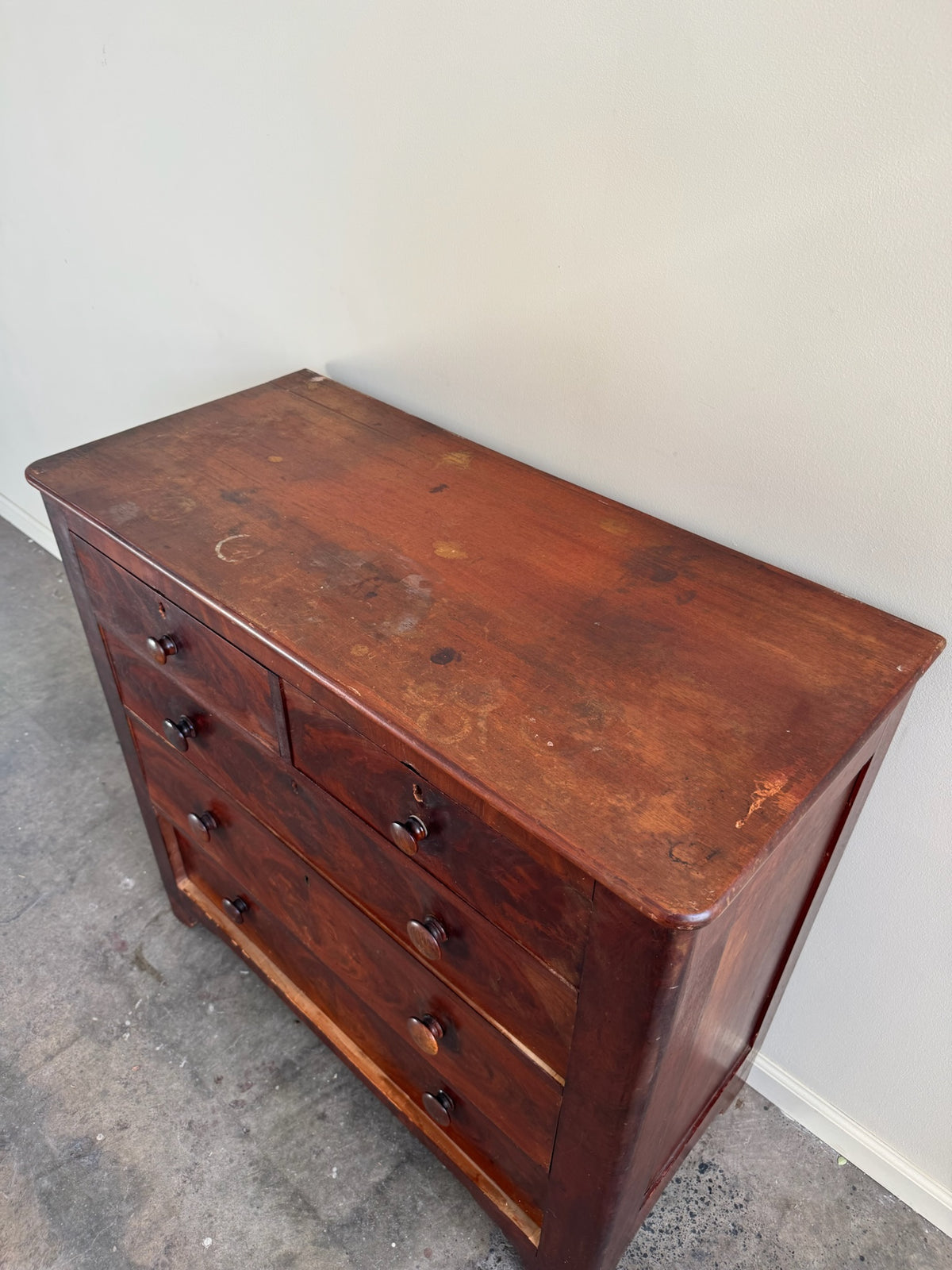 Federal walnut dresser