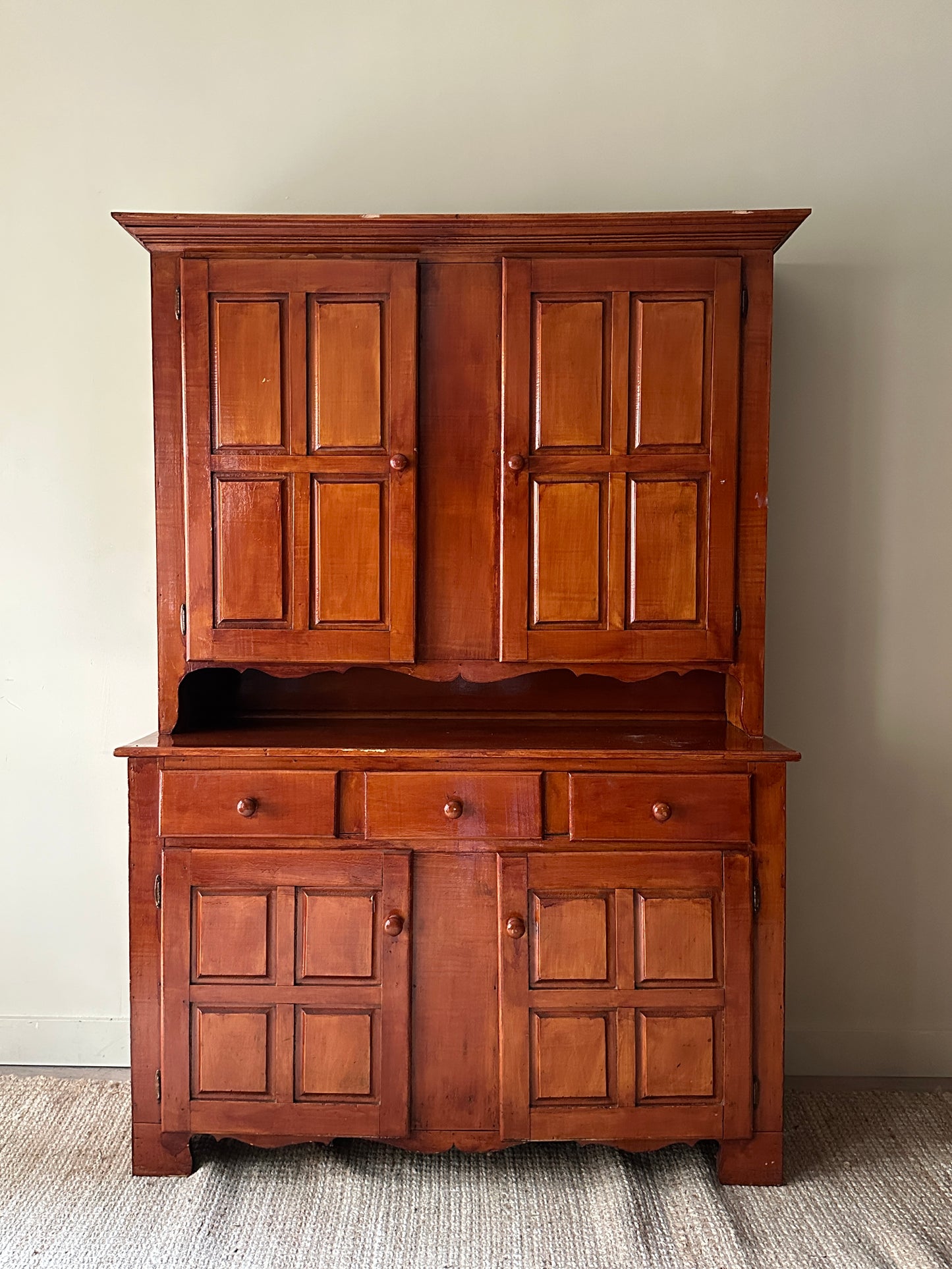 Maple two piece hutch