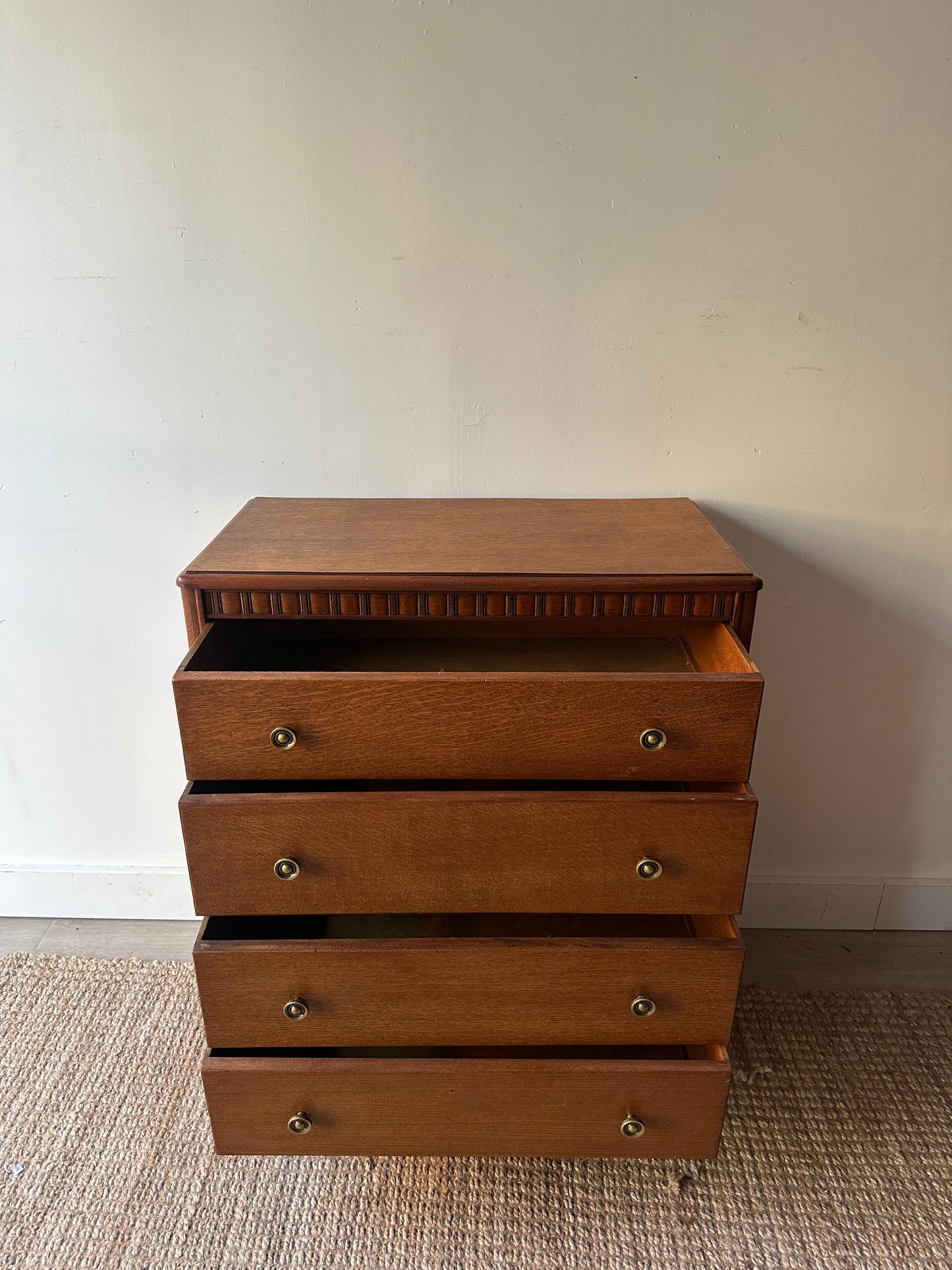 Small oak dresser
