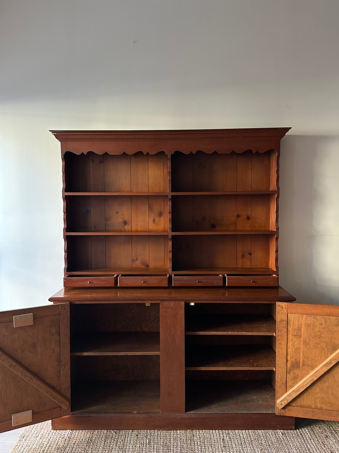 Pine step back hutch
