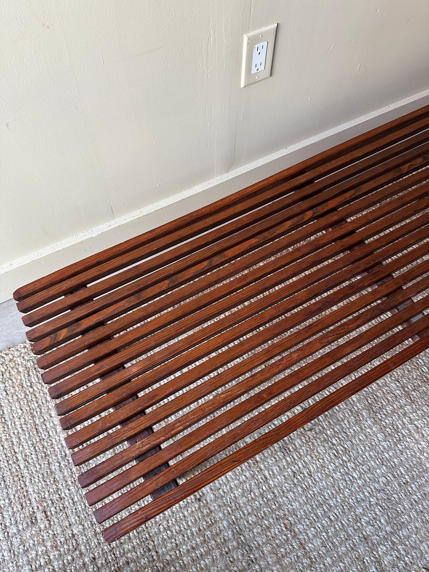 Slat coffee table
