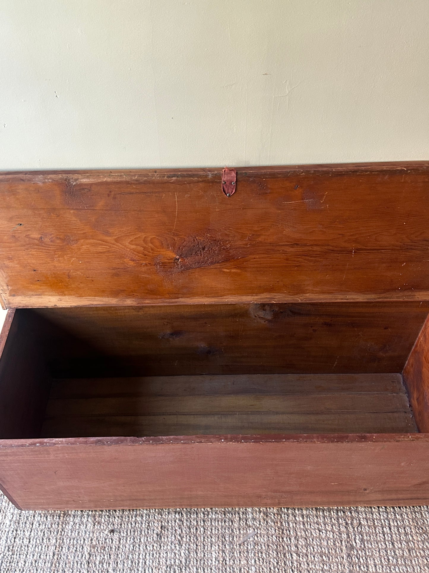 Pine chest/bench