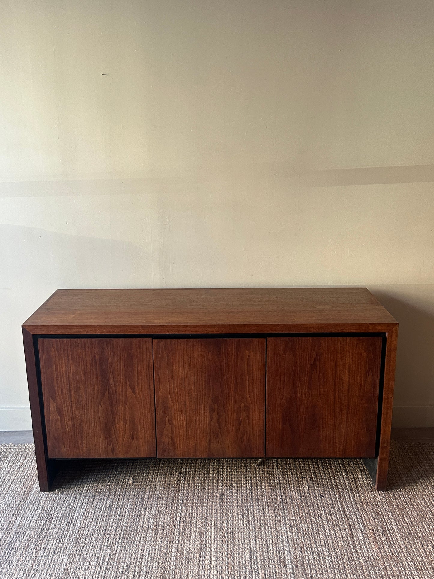 Dillingham credenza