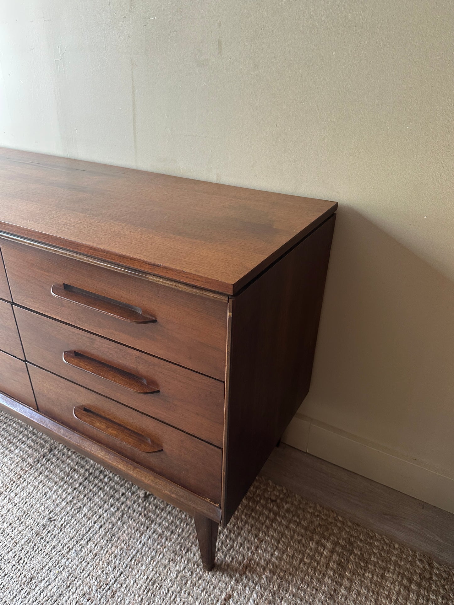 Walnut nine drawer dresser