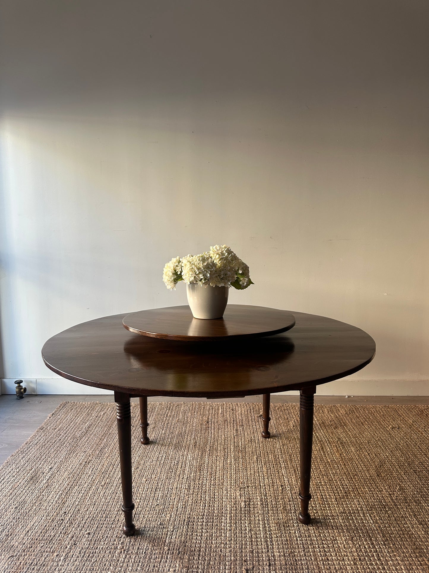 Round pine table with lazy Susan